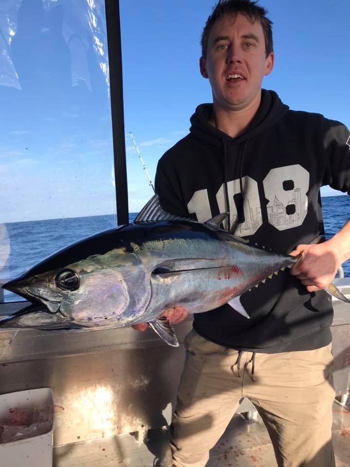 Tuna Single